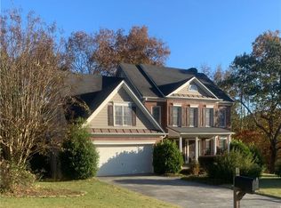 300 Hunters Trce, Dallas, GA 30157