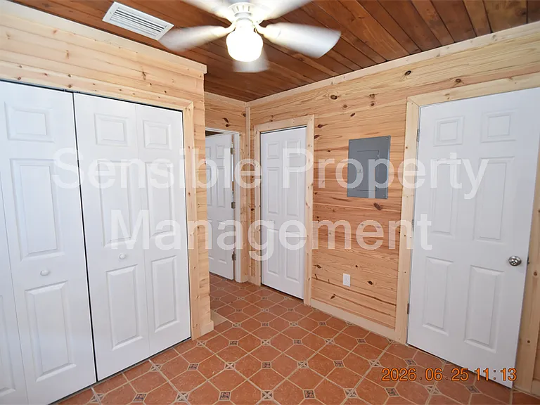 146 Coral Ave #C — Photo 15