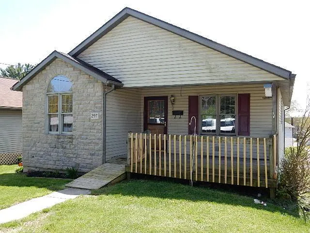 297 Cedarcrest Ave photo 1