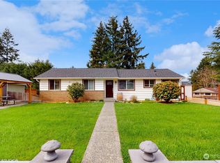 4304 Robin Rd W, University Place, WA 98466