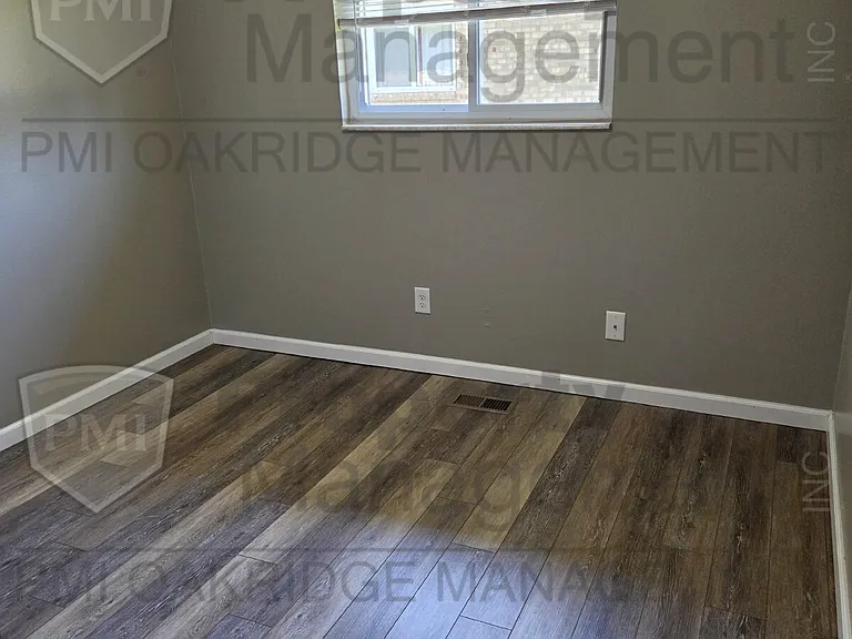 1256 Heritage Dr — Photo 19