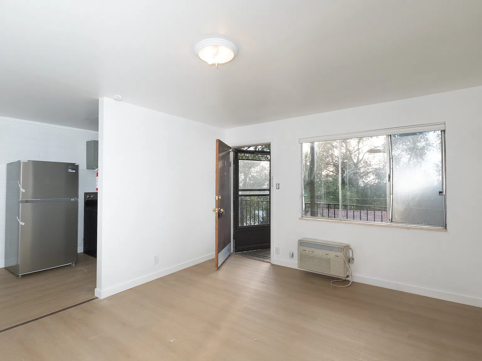 1 bed, 550 sqft, $1,395 — Photo 4