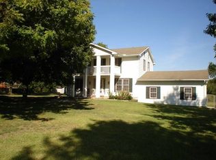 17985 Lone Elm Rd, Olathe, KS 66062