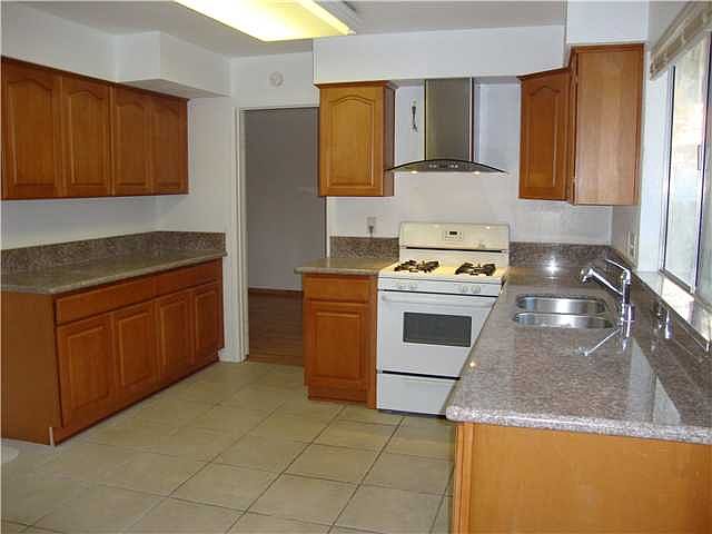 1st image of 5906 Lana Dr
