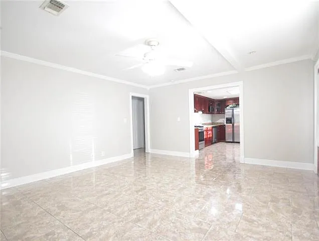 3816 Delaware Ave — Photo 2