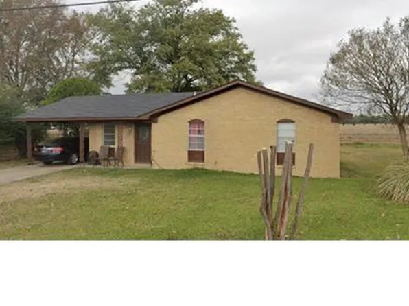 105 Harvey St, Belzoni, MS 39038