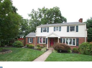 2 Stones Throw Rd, Wilmington, DE 19803