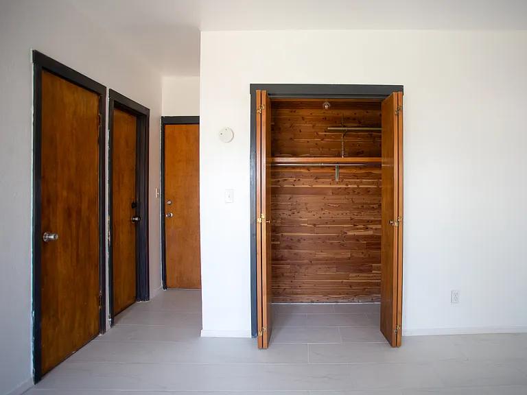 705 N Linda Vista Dr — Photo 23