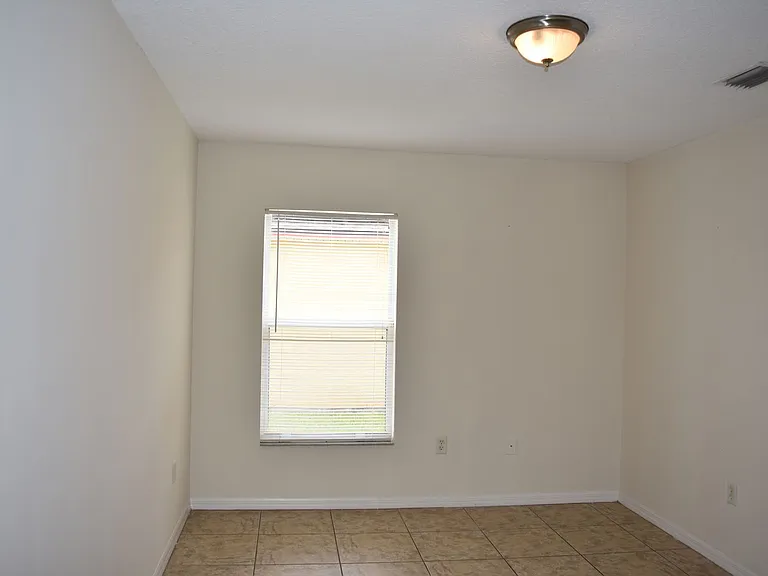 334 Bordeaux Ave NE — Photo 26