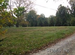 3812 White Oak Ln, Edwardsville, IL 62025