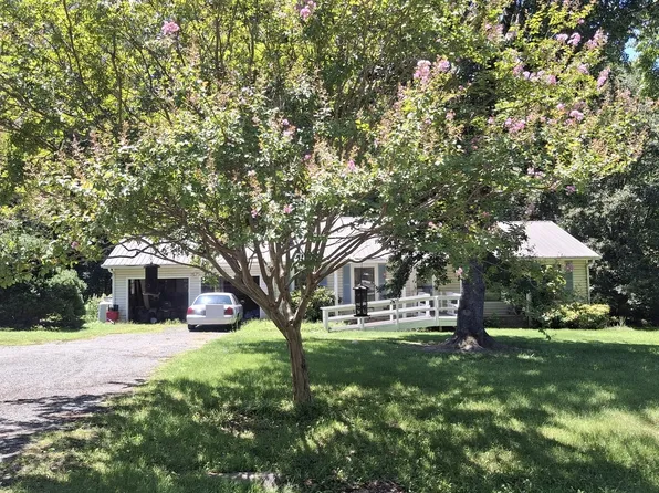 1068 Wildlife Dr, Stem, NC 27581