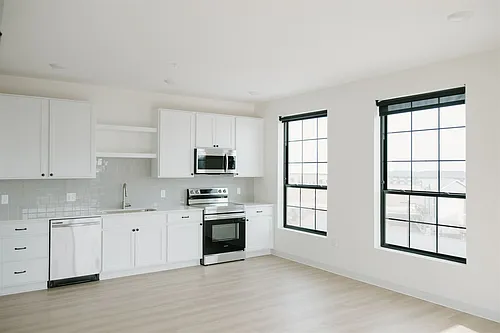 Luxury Apartments in Waukee's Kettlestone District | The Lofts at Kettlestone Central Photo 1