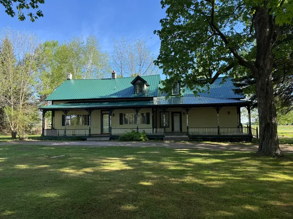19 Cosgrove Rd, Malone, NY 12953