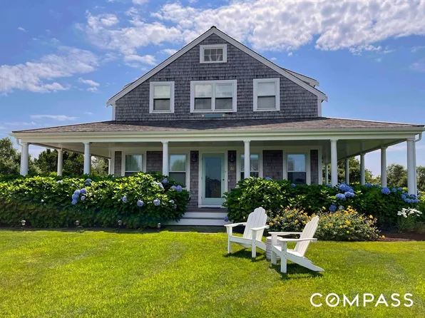 7 Packet Dr, Nantucket, MA 02554