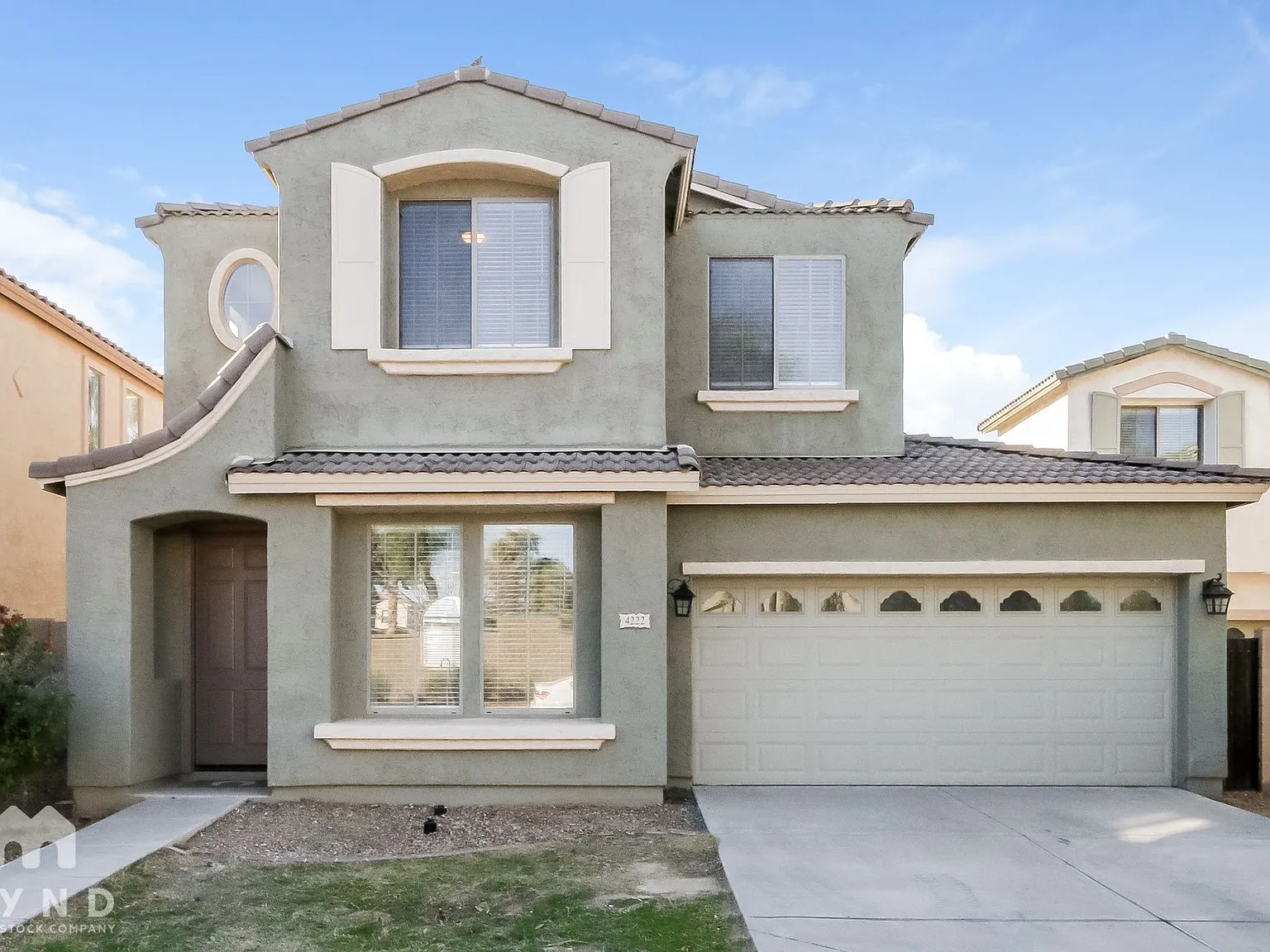 3 bed, 2.5 bath, 1750 sqft, $2,215 — Photo 1