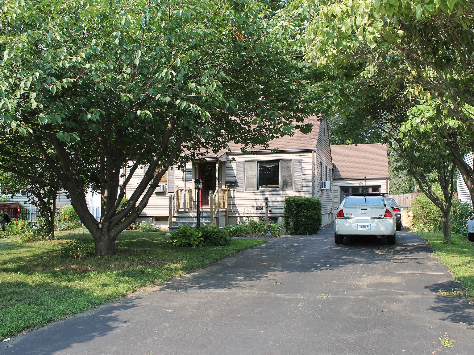 70 S Woodland Dr, Milford, CT 06460 Zillow
