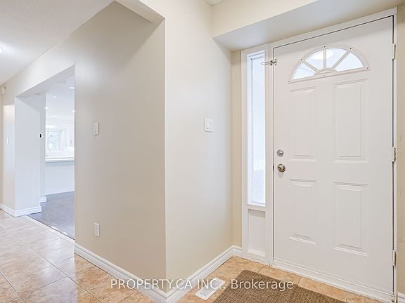 2nd image of 49 Whiteleas Ave