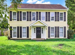 10233 Fairway Ridge Rd, Charlotte, NC 28277