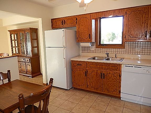 5th image of 11106 Heritage Dr APT 2D
