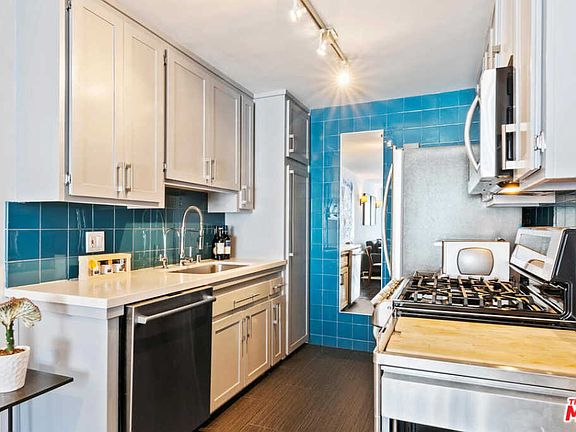 5th image of 1222 N Olive Dr APT 204