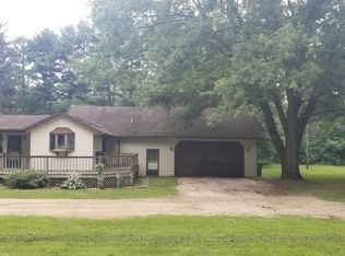 51562 Hallam Rd, Mendon, MI 49072