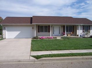 976 Gertrude Ave, Logan, OH 43138