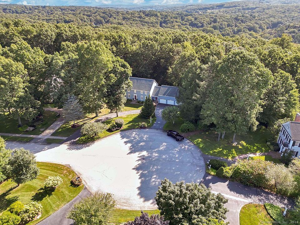 1st image of 142 Steep Hollow Drive