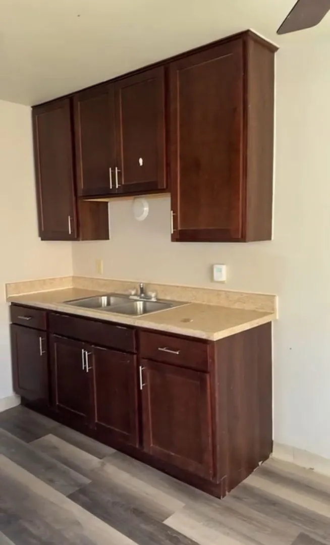 Minnehaha Apartments — Photo 3