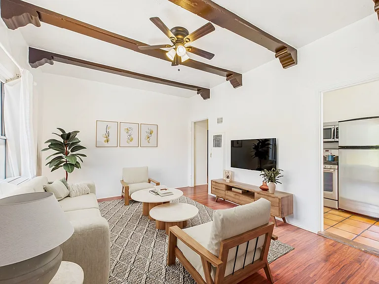 1 Bedroom Apartment