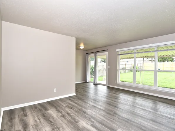 1645 S 128th East Ave, Tulsa, OK 74128