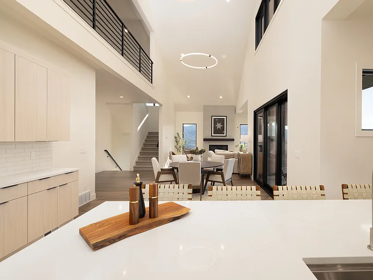 1285 Lasso Trl — Photo 6