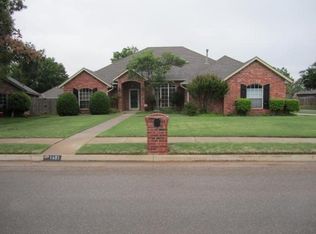 1401 Copperfield Dr, Edmond, OK 73003