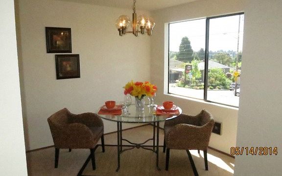 4th image of 10106 Greenwood Ave N APT 103