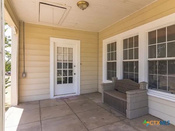 404 Fennimore St, Gatesville, TX 76528