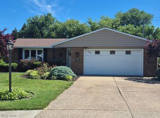 305 Concord Ct, Huron, OH 44839