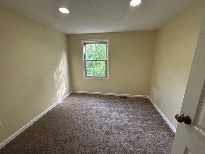 99 Big Stone Ct — Photo 17