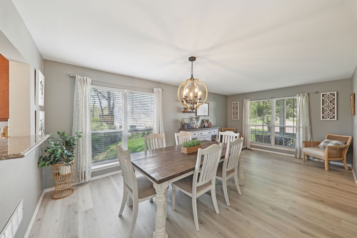 404 Arbor Spring Dr-2204-013.jpg