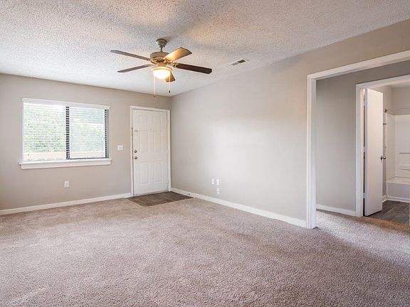 1022 West Apartment Homes Apartment Rentals - Gaffney, SC | Zillow