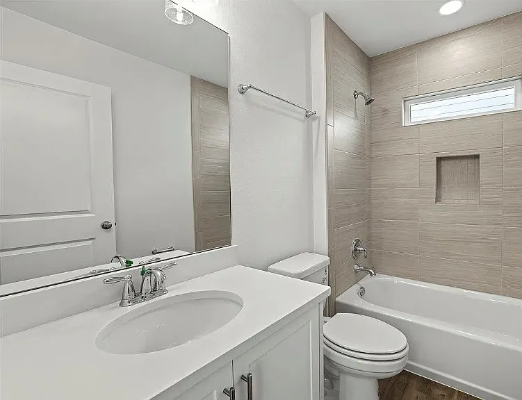 8352 Bull Headley Rd — Photo 4