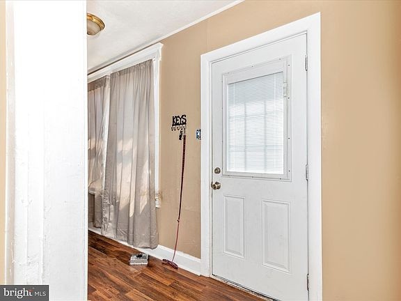 4th image of 340 S Cannon Ave