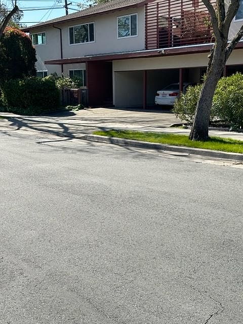 1st image of 2162 Ash St #2162