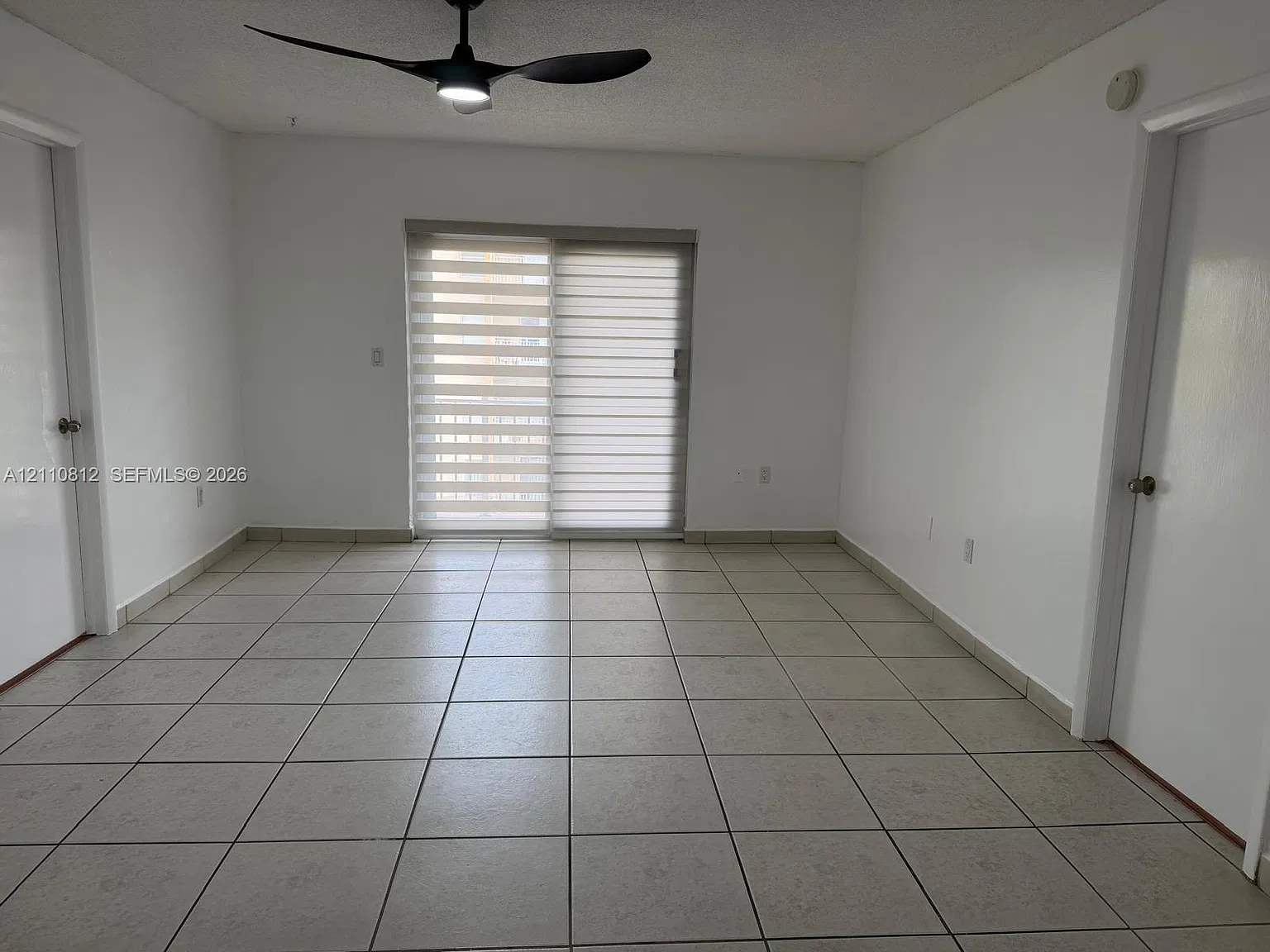 Sunset Villas Condo — Photo 2