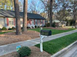 6620 Lynndale Dr, Raleigh, NC 27612