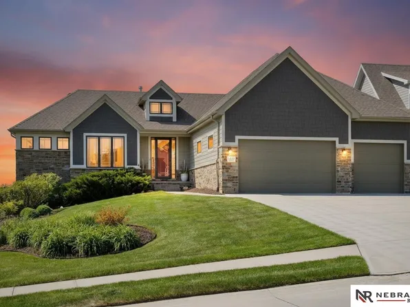 12319 Grebe St, Omaha, NE 68142