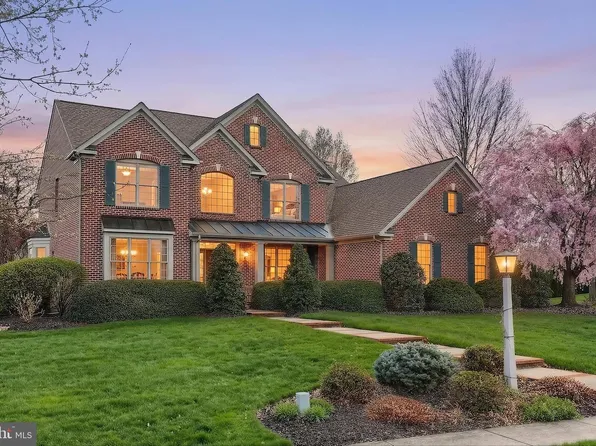 2119 Bernays Dr, York, PA 17404