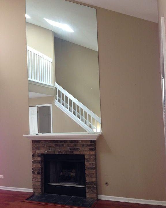 1st image of 215 Cumberland Ct
