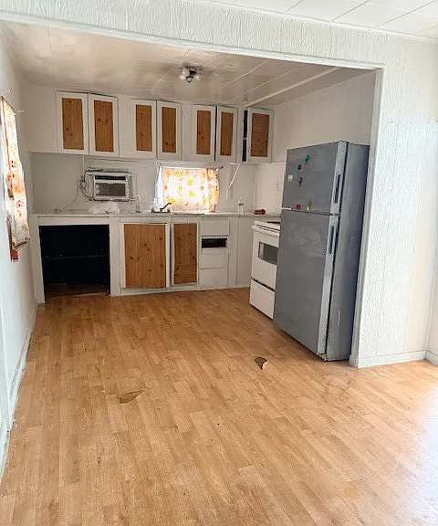 1917 Kowis St — Photo 12