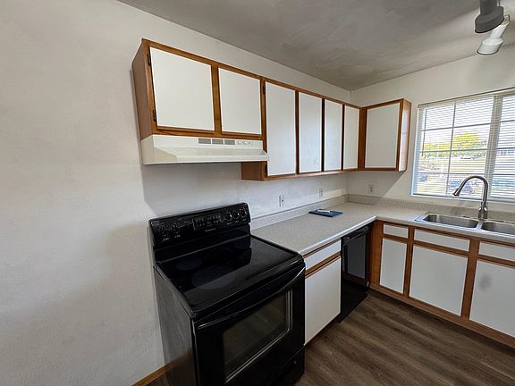 5th image of 1935 Lafayette St APT 1