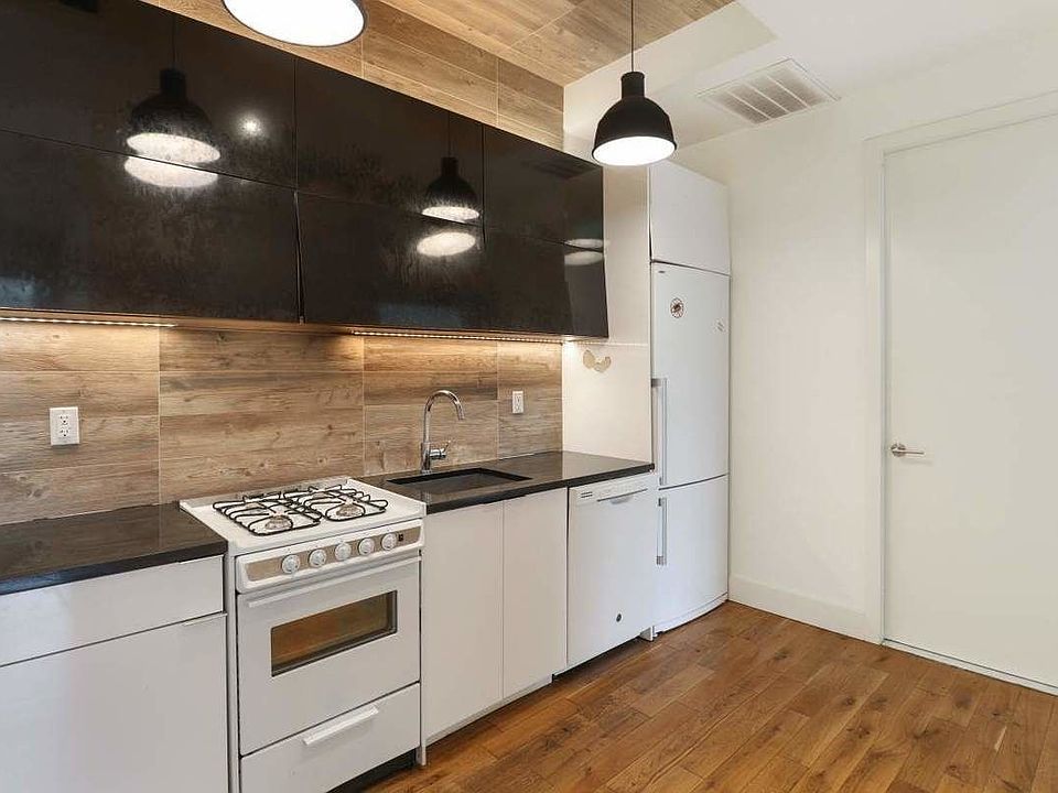 1st image of 73 Montrose Ave #3Z