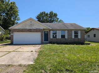 1095 Barbados Dr, Edwardsville, IL